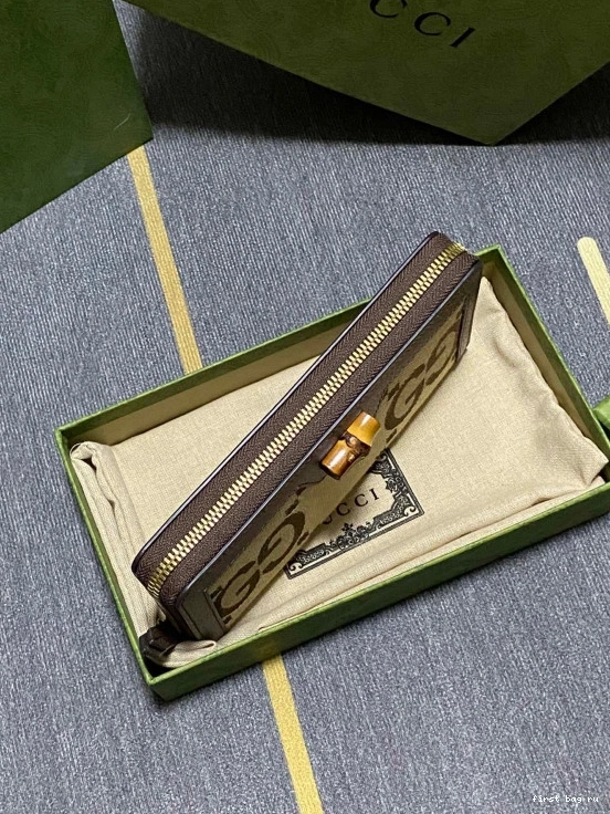First bag ru GG jumbo Gucci Diana wallet 0813